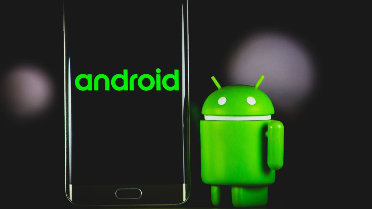 google-unveils-android-14-developer-preview-know-all-about-the-upcoming-software-update-here